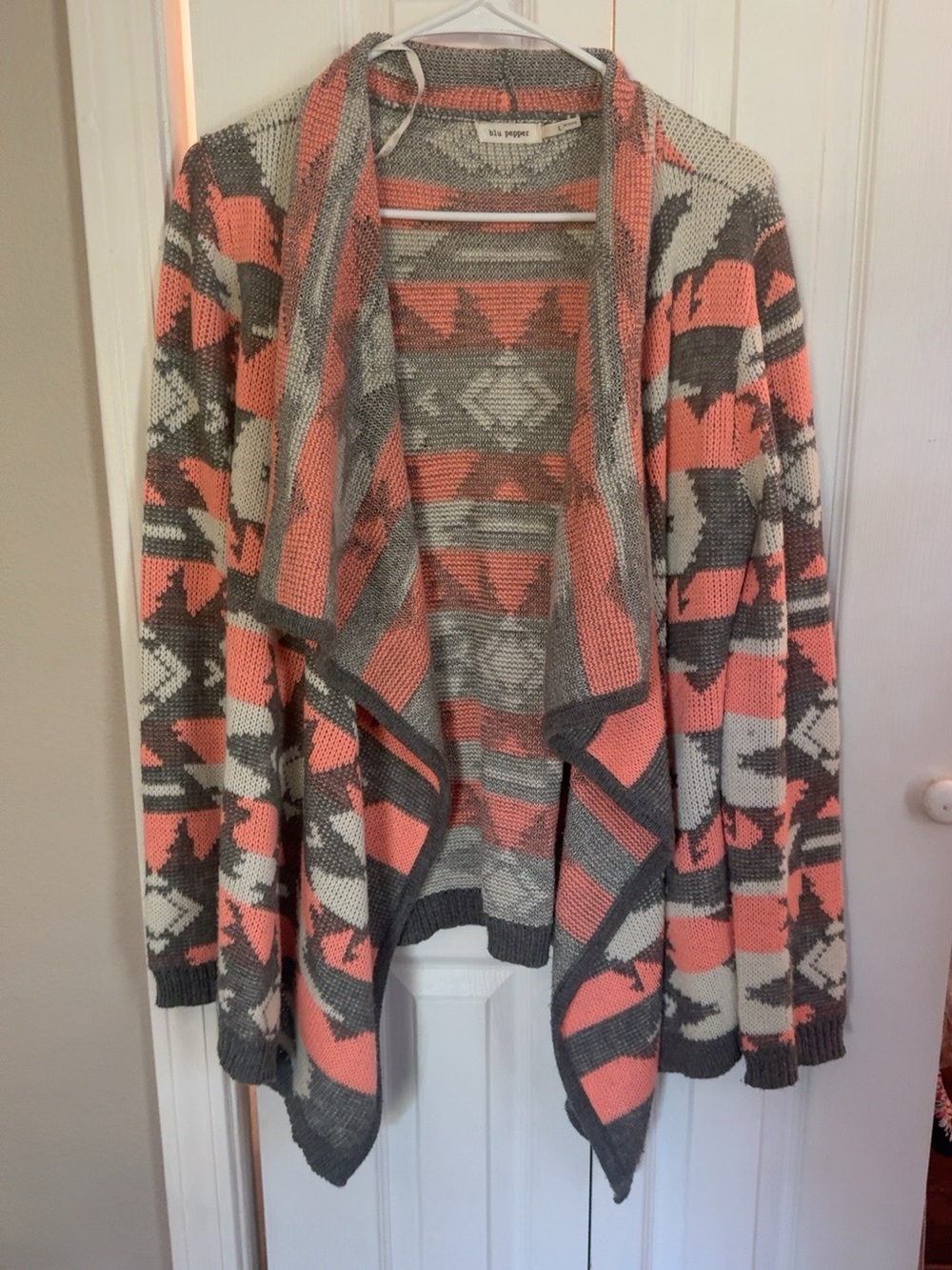 Blu Pepper Large Coral Gray Aztec Geometric Waterfall Cardigan